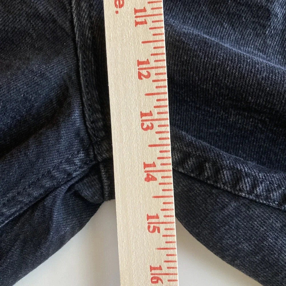 Levi Shorts‎ Men 469 Black Denim Size 40 100% Cotton 5 Pocket Design Summer